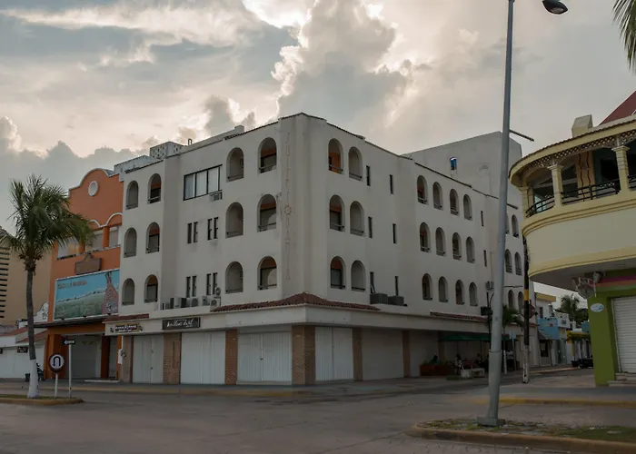 Hotel Casa Bahia Cozumel - Adults Only 3*