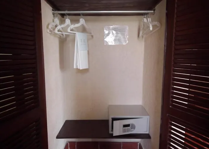 Hotel Casa Bahia Cozumel - Adults Only 3*