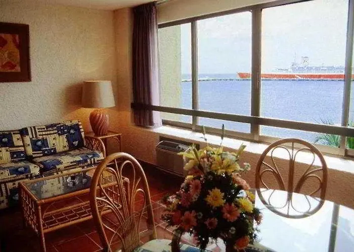Hotel Casa Bahia Cozumel - Adults Only 3*